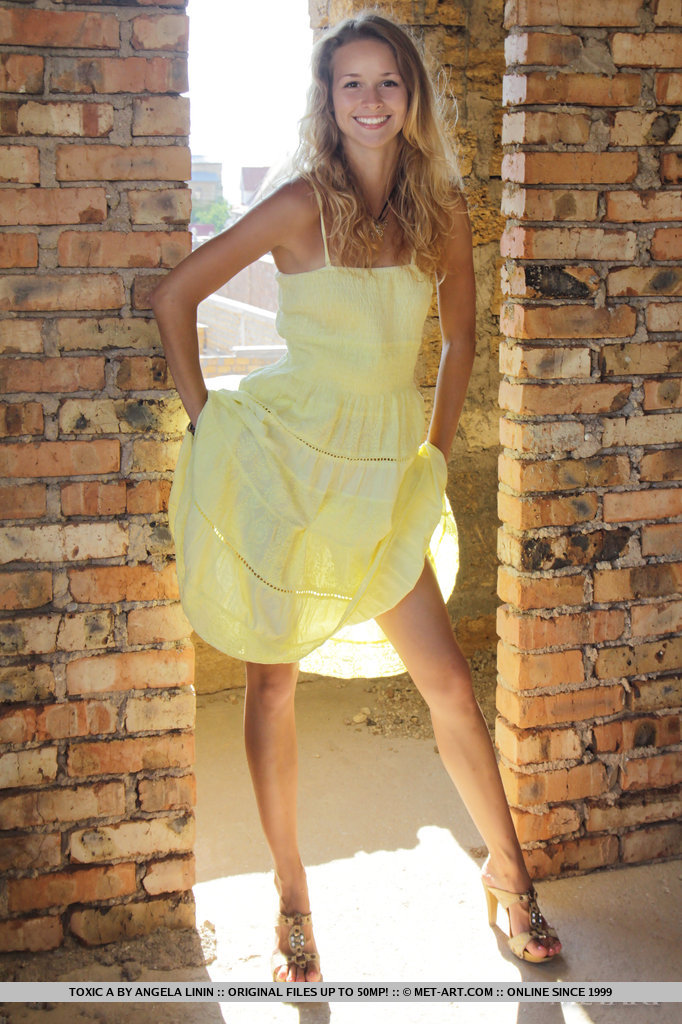 Metart Toxic A in Tolmao fullsize image 03