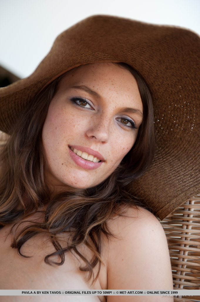 Metart Pavla A in Presenting Pavla fullsize image 18