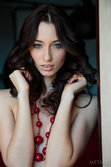 Zsanett Tormay Metart Presenting Zsanett Tormay thumbnail 08