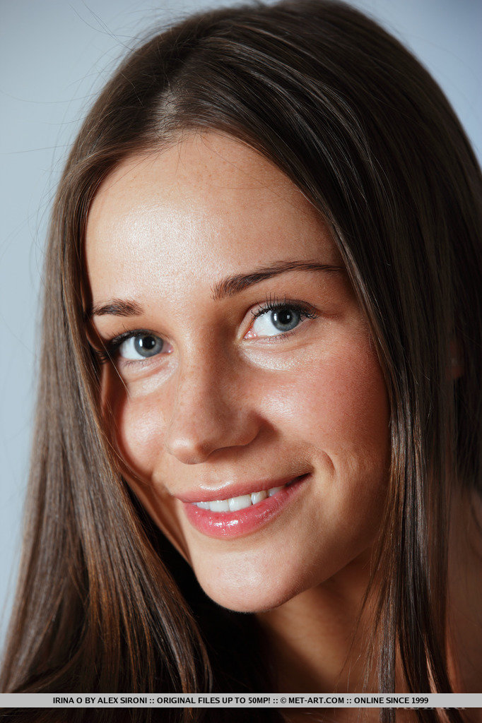 Metart Irina O in Pregio fullsize image 01