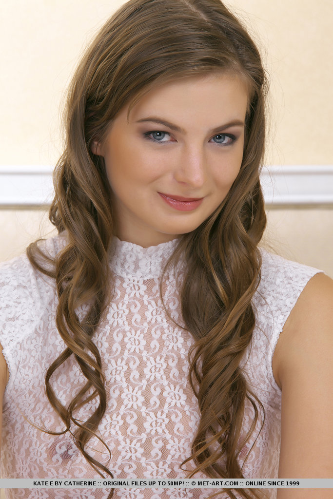 Metart Kate E in Torsion fullsize image 04