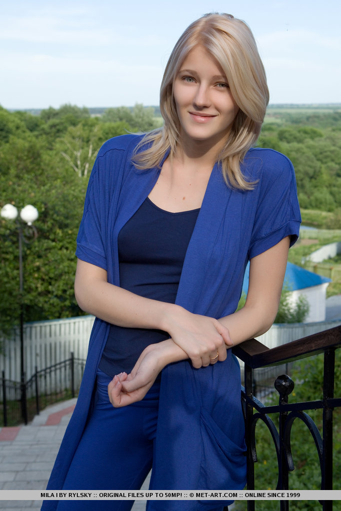 Metart Mila I in Trap fullsize image 02