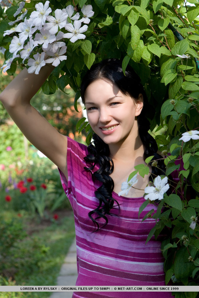 Metart Loreen A in Monopati fullsize image 01