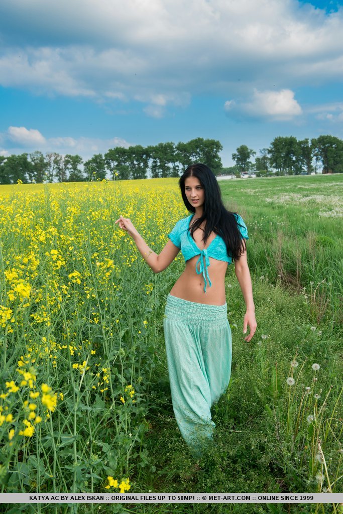 Metart Katya Ac in Stefani fullsize image 01