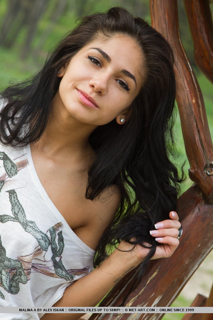 Metart Malina A in Mantila fullsize image 02