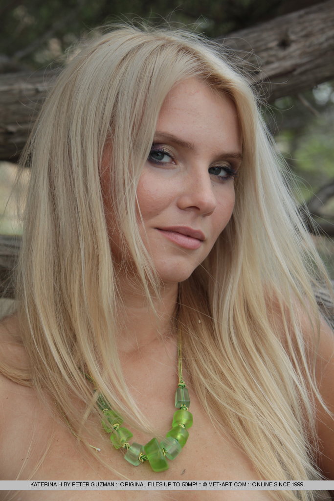 Metart Katerina H in Konuss fullsize image 18