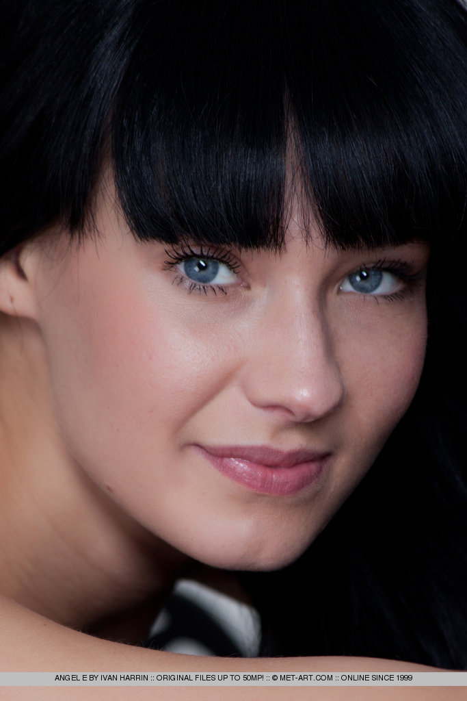 Metart Angel E in Lunettar fullsize image 18