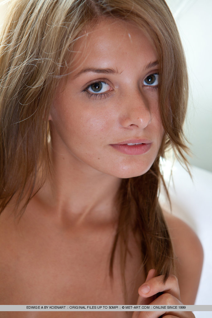 Metart Edwige A in Dinamita fullsize image 18