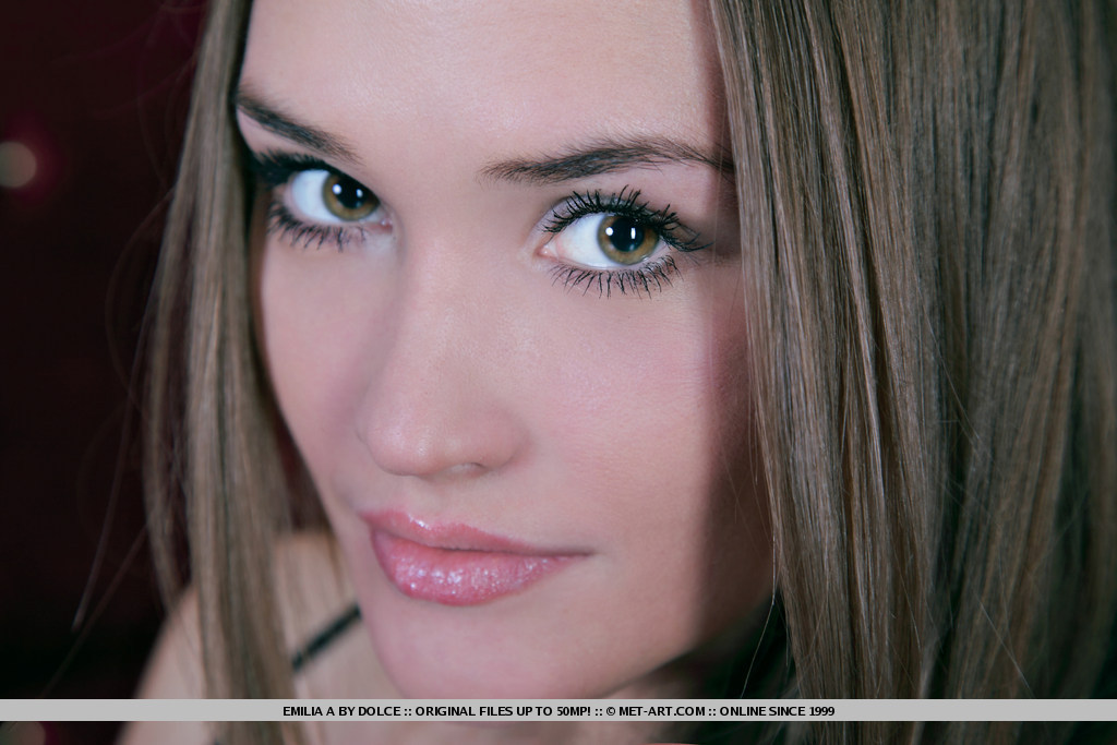 Metart Emilia A in Manicae fullsize image 18