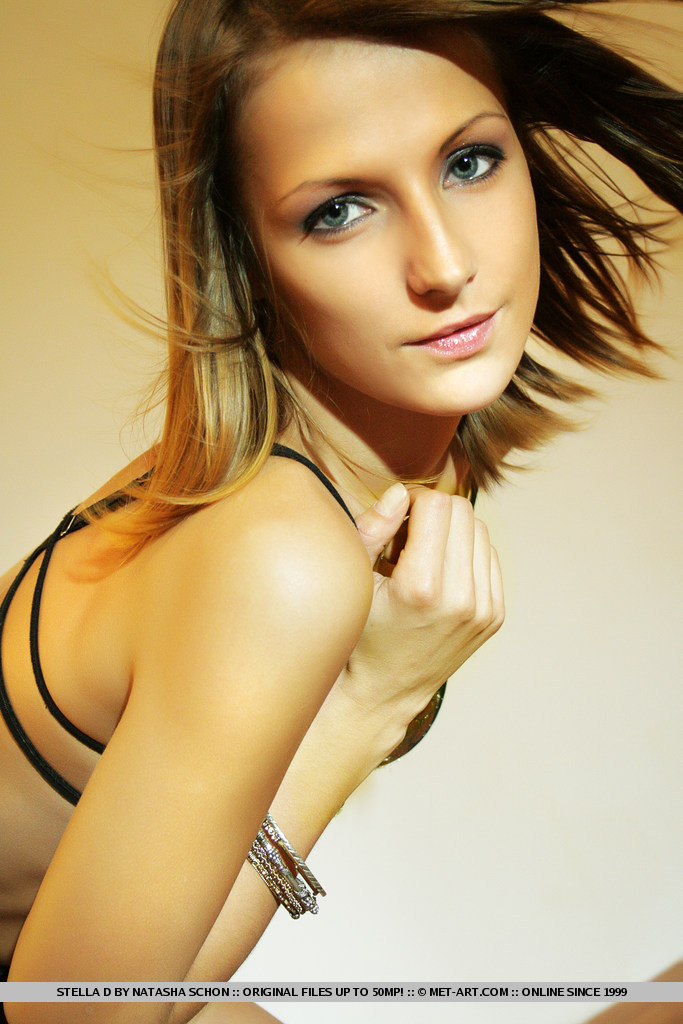 Metart Stella D in Presenting Stella fullsize image 08