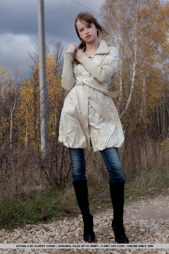 Metart Kitana A in Stiletto fullsize image 02