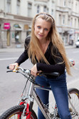 Lea D Metart Presenting Lea thumbnail 02