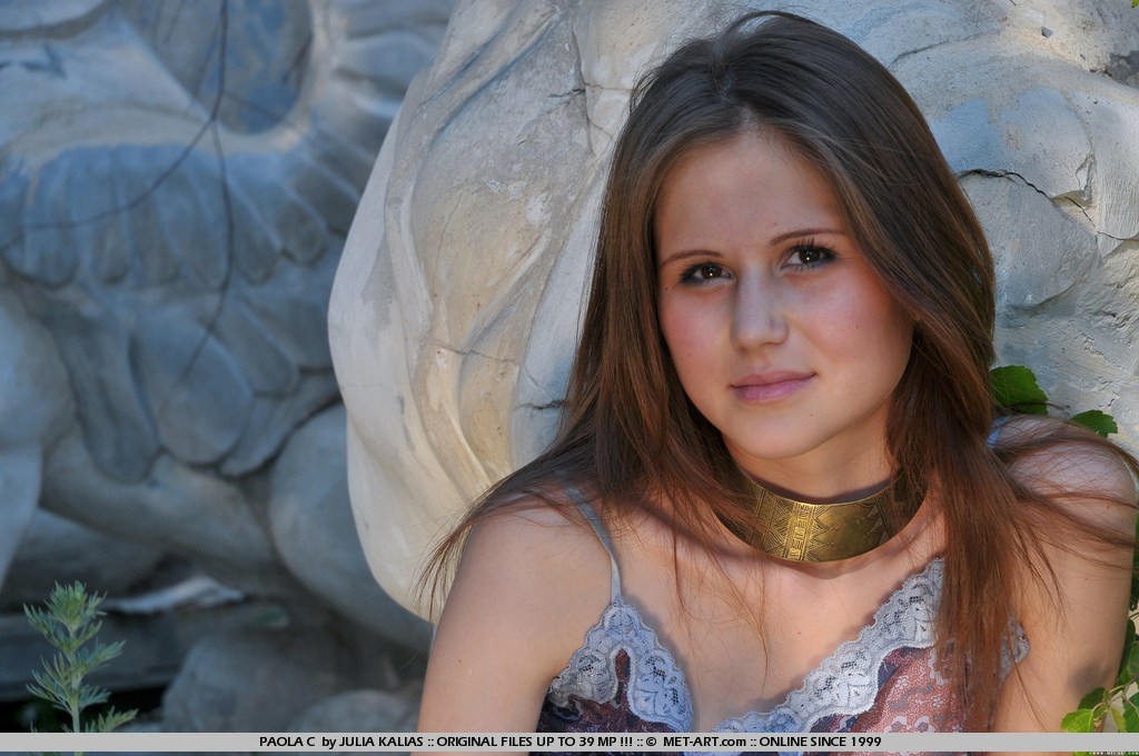 Metart Paola C in Presenting Paola fullsize image 16