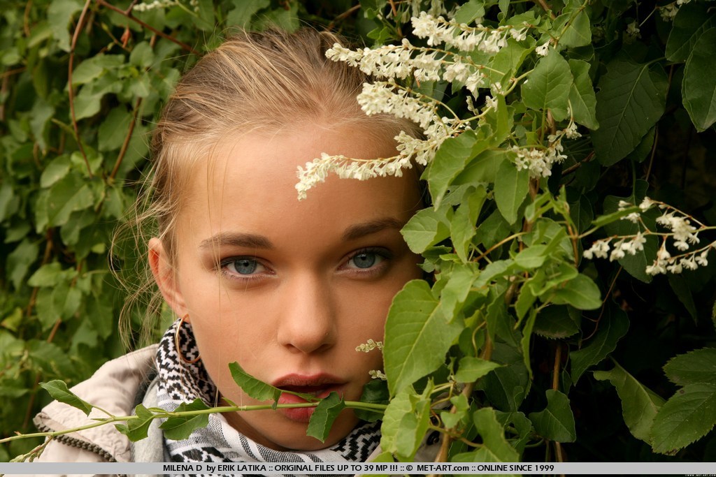 Metart Milena D in Floreas fullsize image 02