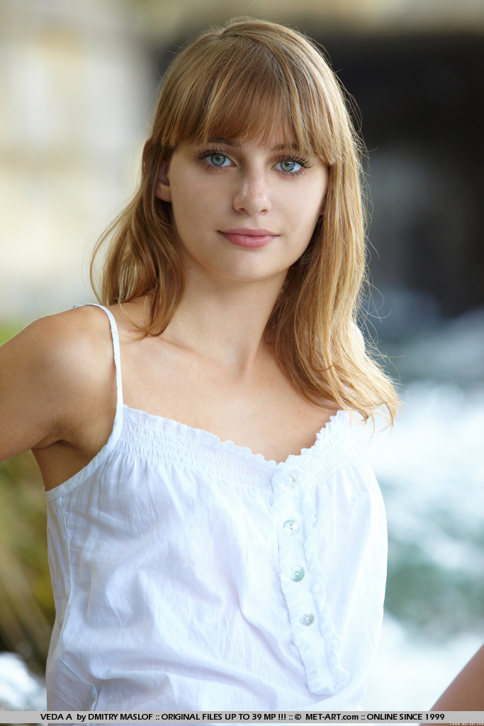 Metart Veda A in Along fullsize image 07