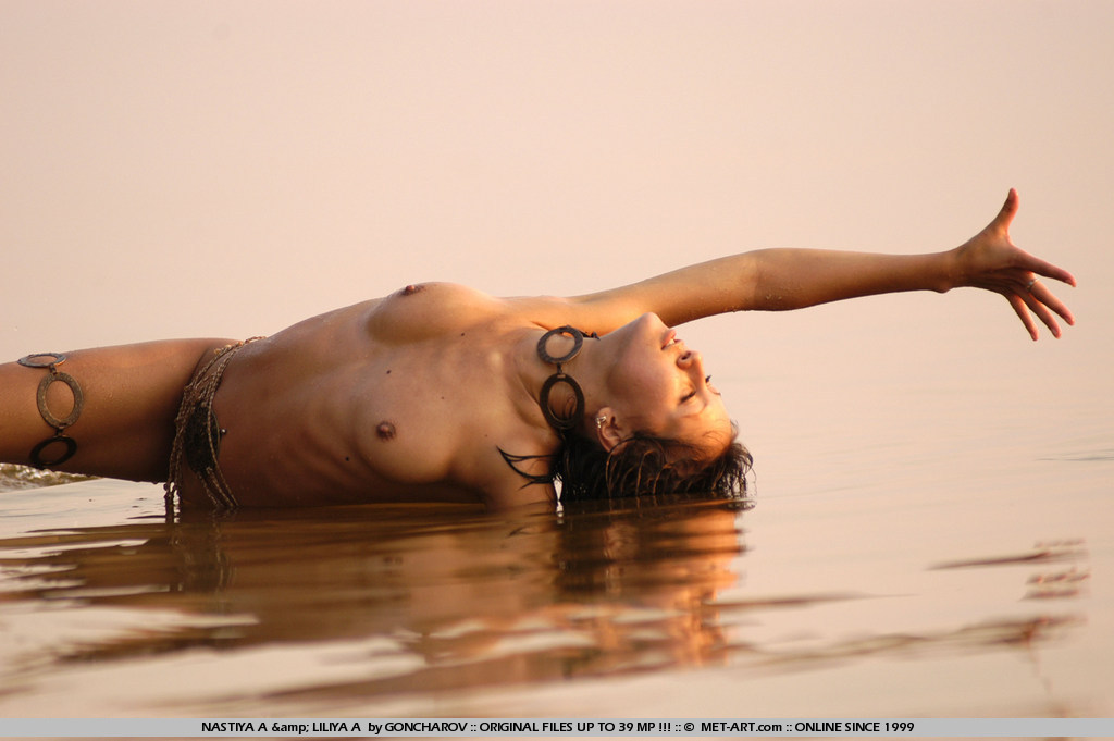 Metart Liliya A And Nastiya A in Water Dance fullsize image 02