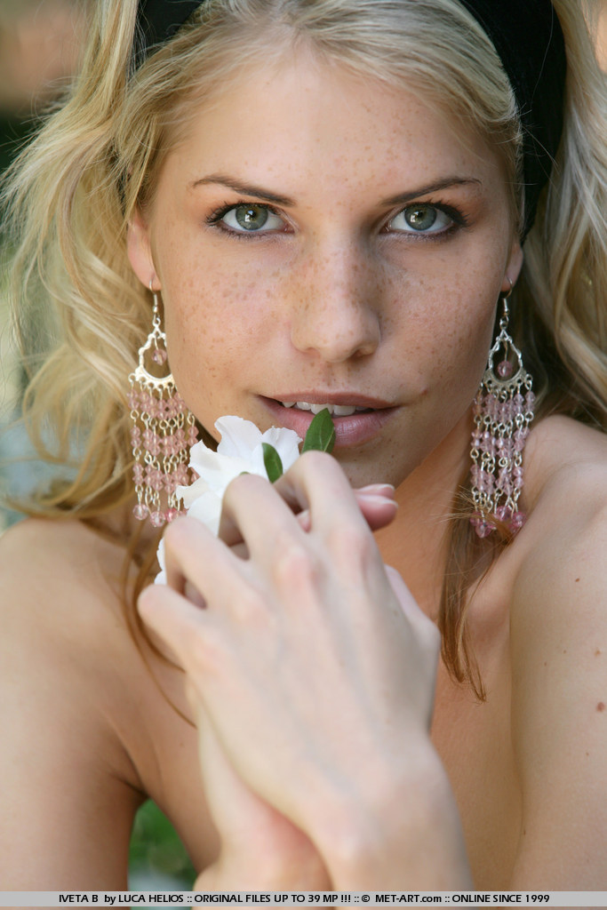 Metart Iveta B in Villa fullsize image 09