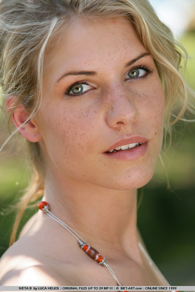Metart Iveta B in Elatis fullsize image 04