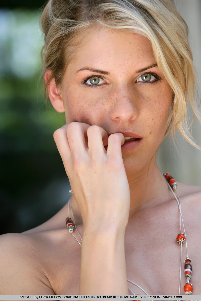 Metart Iveta B in Elatis fullsize image 15