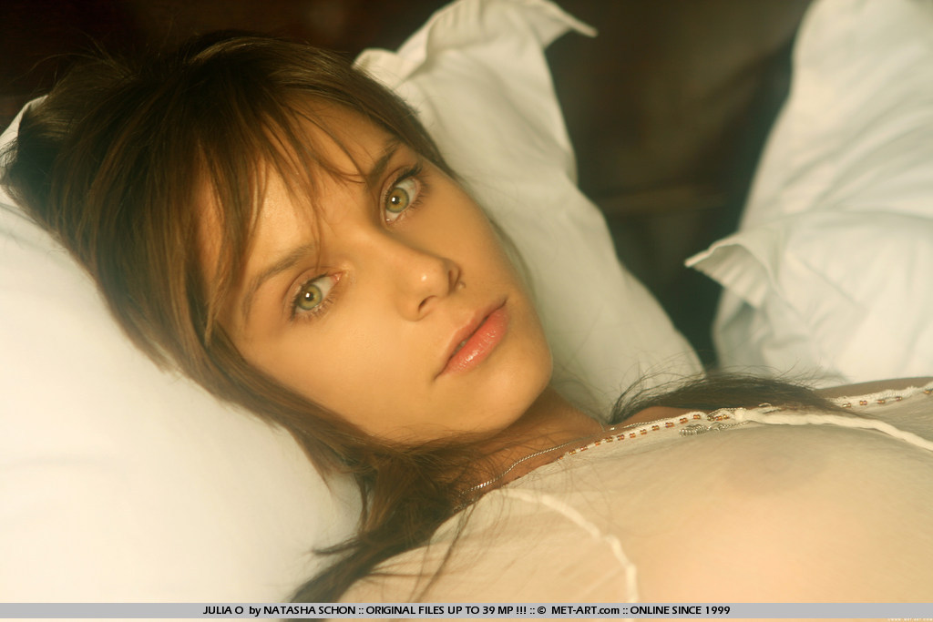 Metart Julia O in Presenting Julia fullsize image 09