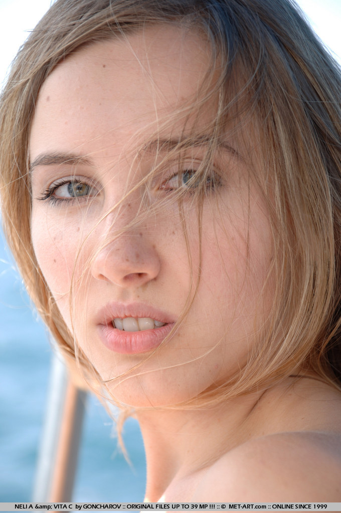Metart Neli A And Vita C in Las fullsize image 06