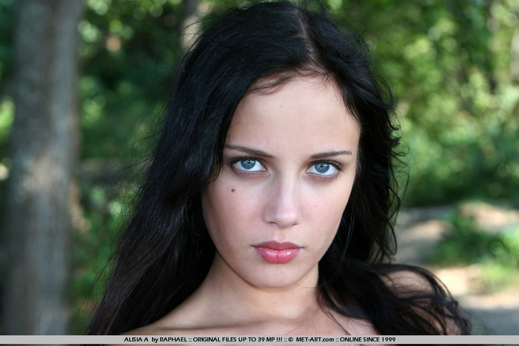 Metart Alisia A in Lidinitan fullsize image 15