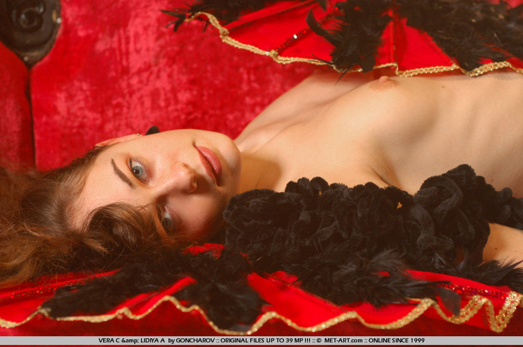 Metart Lidiya A And Vera C in Fiori fullsize image 03