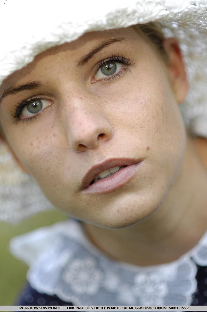 Metart Iveta B in Jesinia fullsize image 07