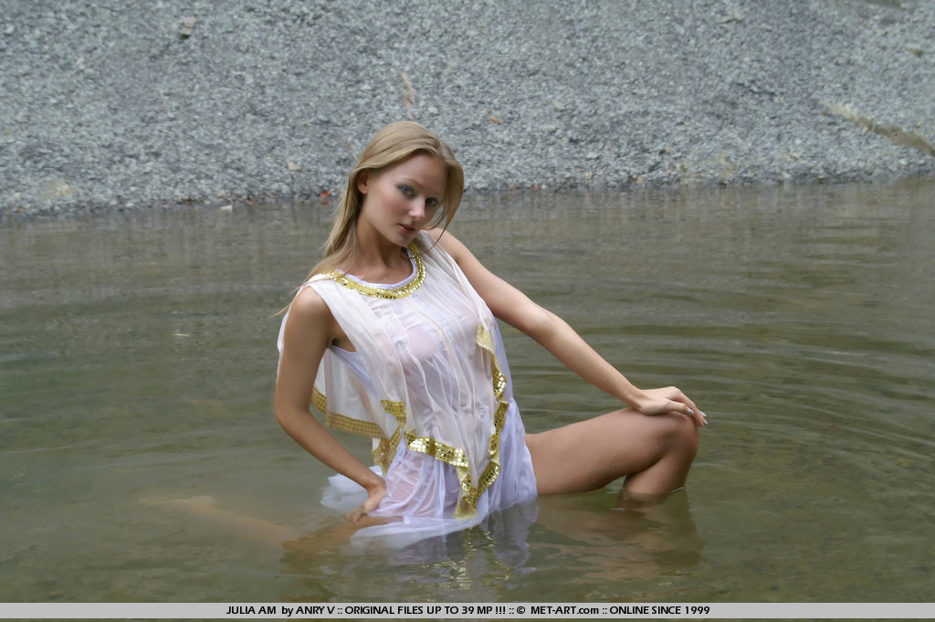 Metart Julia Am in Eubea fullsize image 19