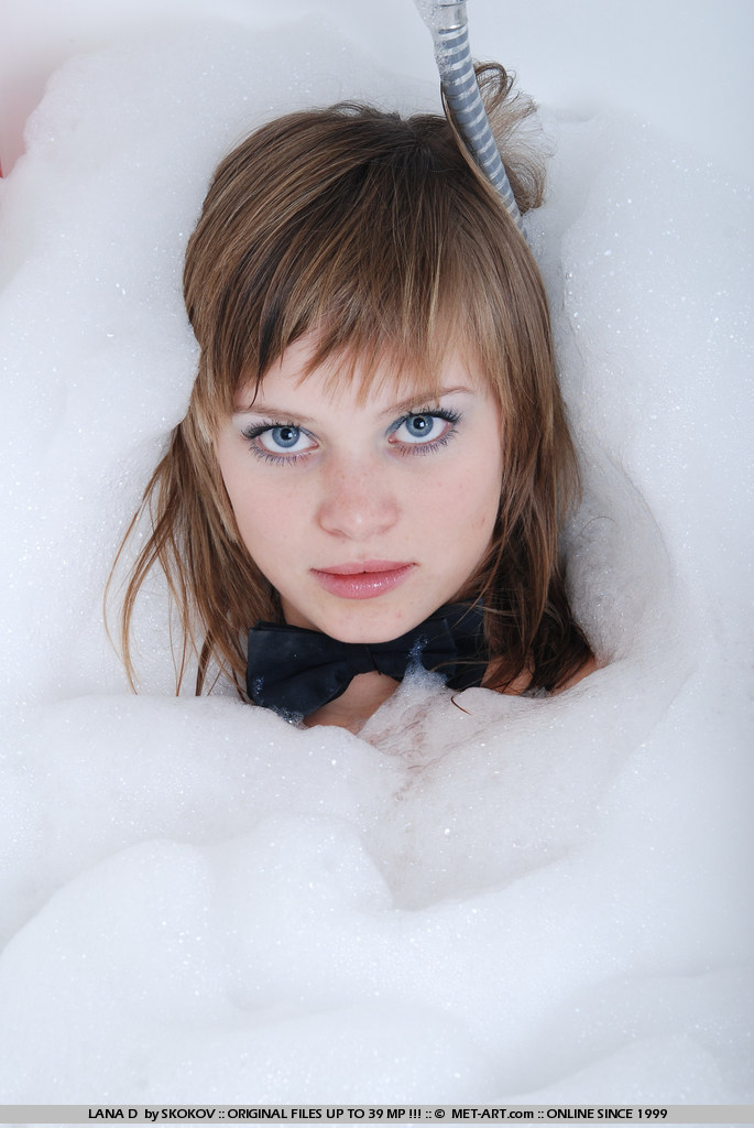 Metart Lana D in Presenting Asia fullsize image 06