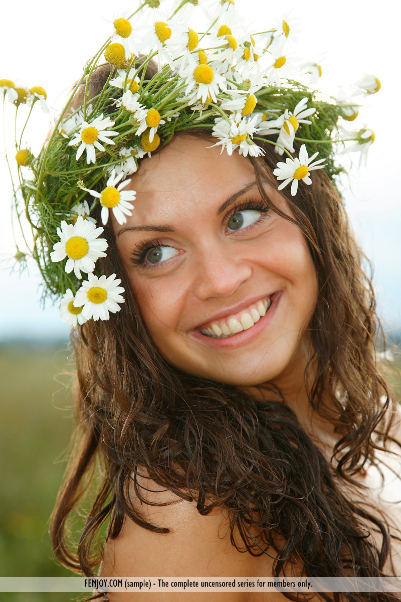 Femjoy Dagmar in Camomiles fullsize image 06