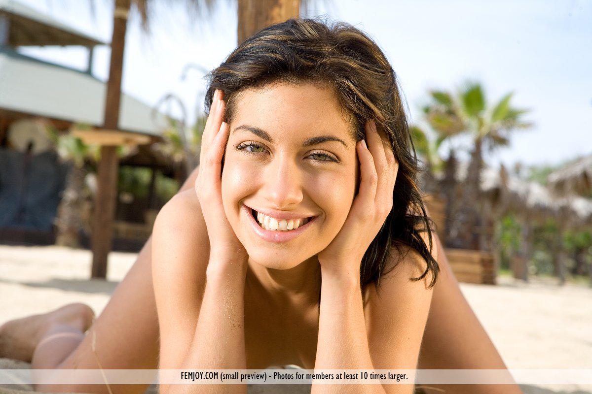 Femjoy Laila in Wanna Play fullsize image 07