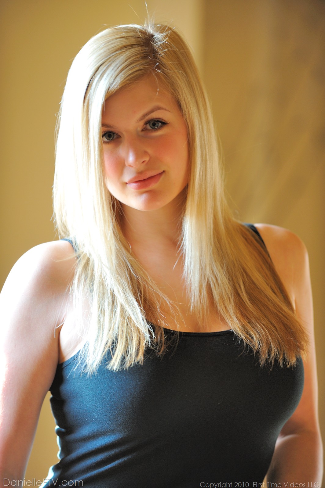 Ftvgirls Danielle in Danielle Ftv 862 fullsize image 01