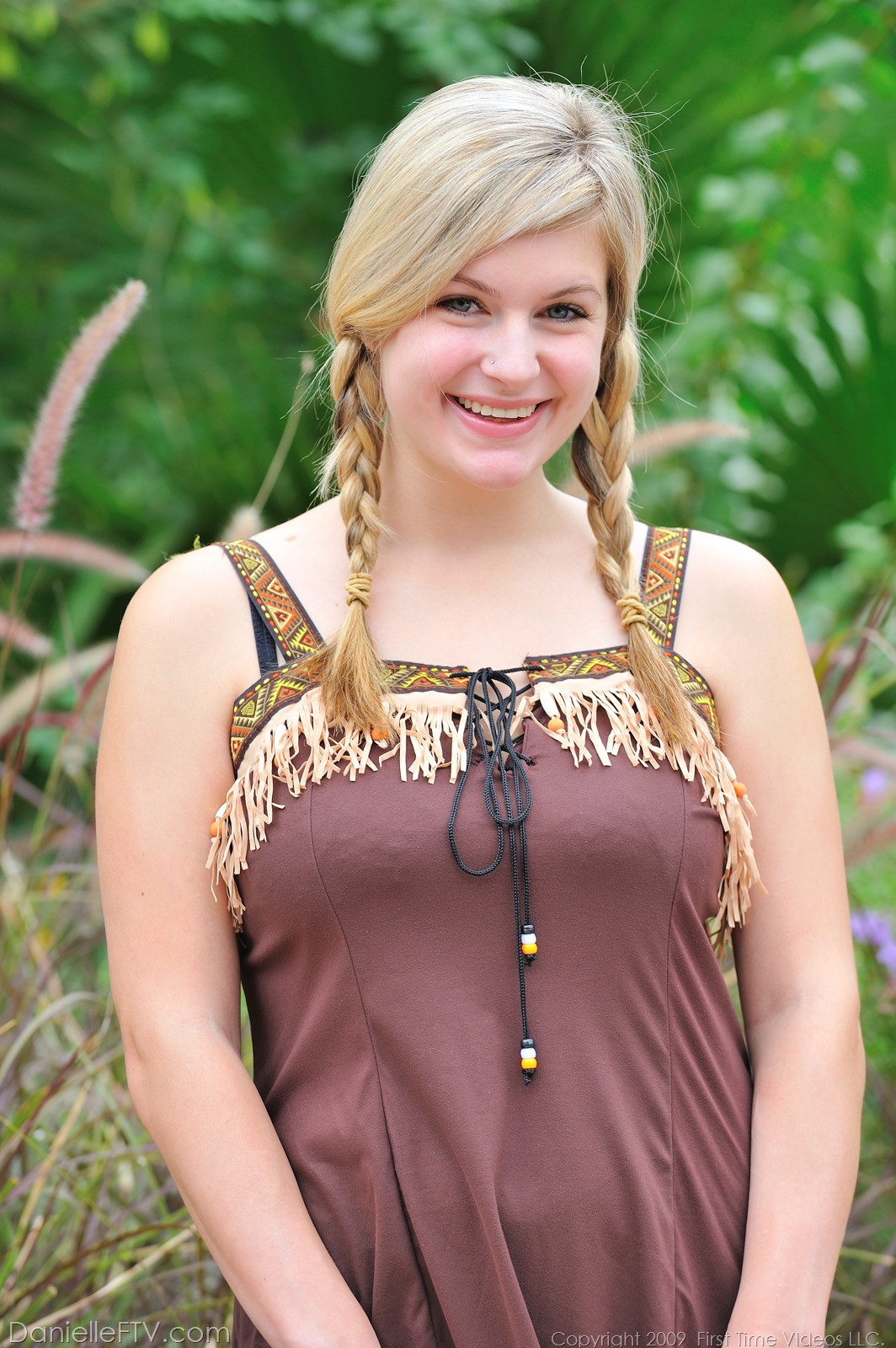 Ftvgirls Danielle in Danielle Ftv 871 fullsize image 01