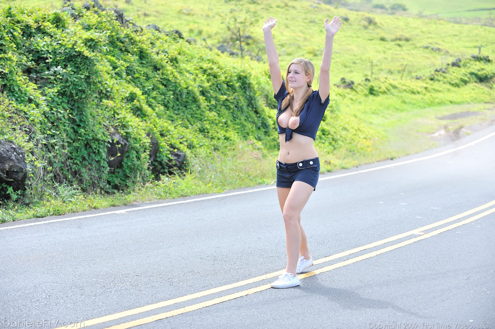 Ftvgirls Danielle in Danielle Ftv 879 fullsize image 07