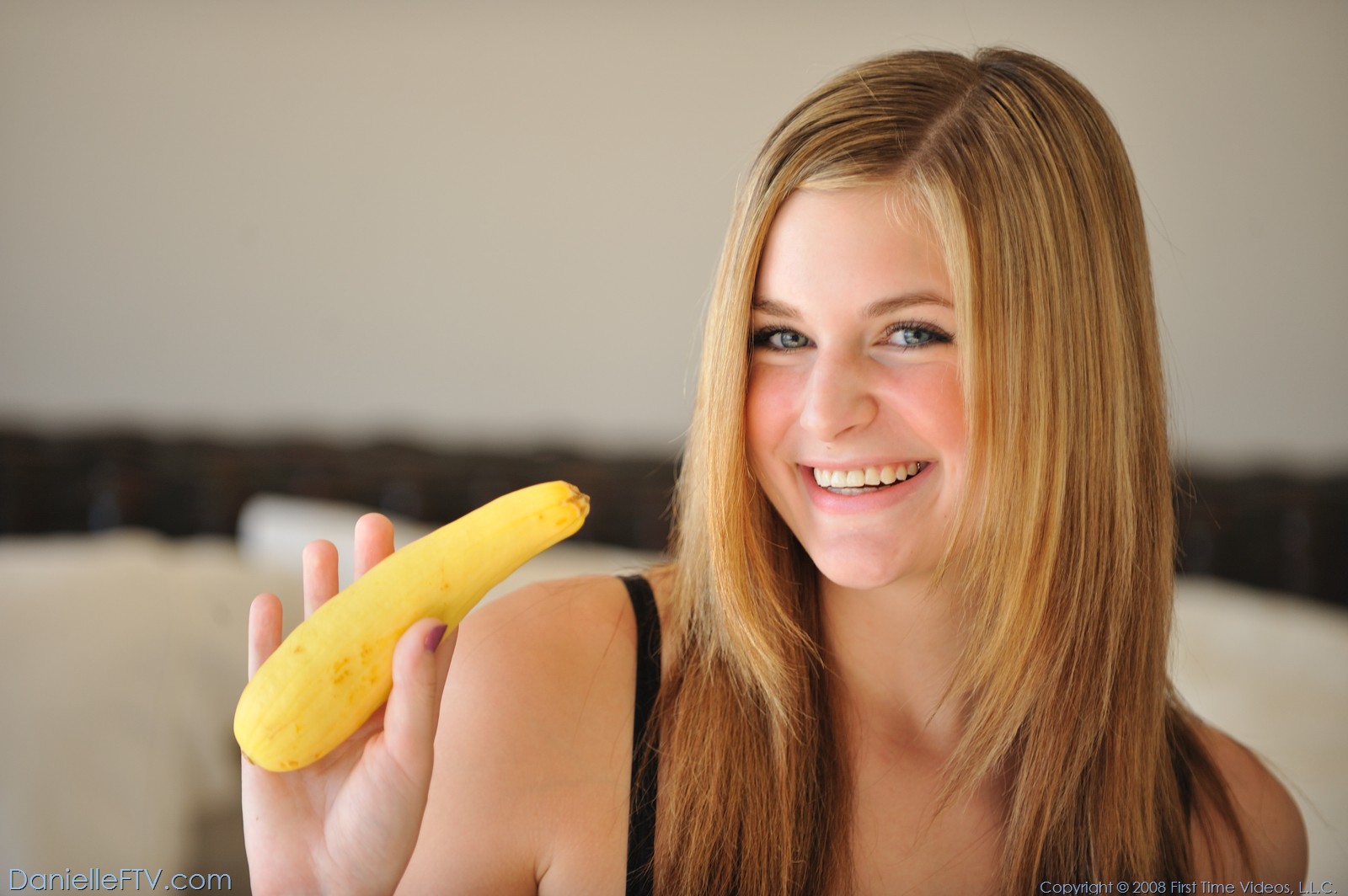 Ftvgirls Danielle in Danielle Ftv 909 fullsize image 03