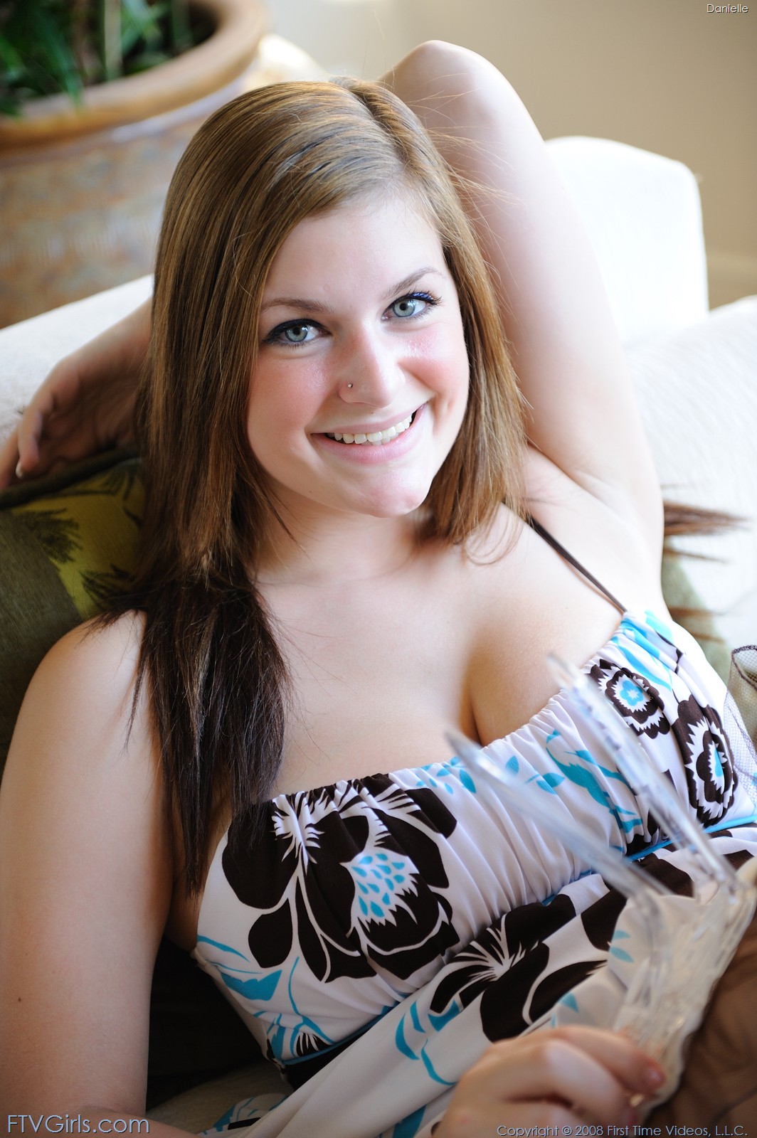 Ftvgirls Danielle in Danielle Ftv 916 fullsize image 03
